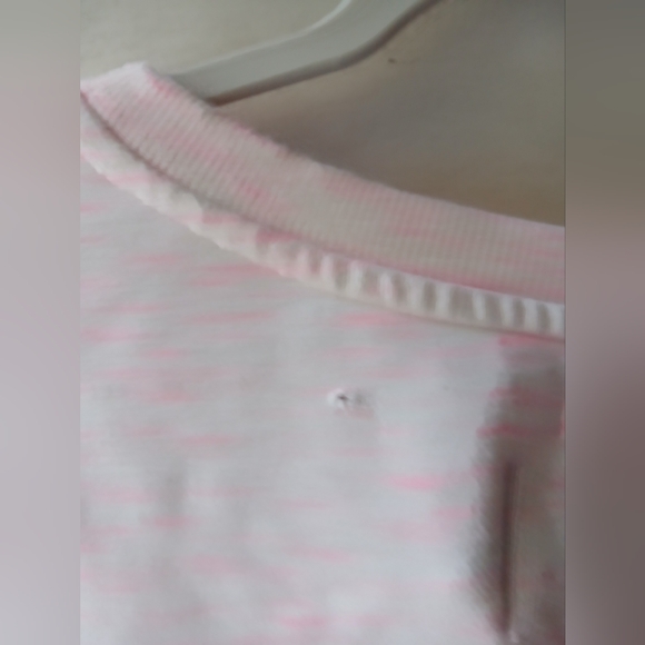 UGG SWETSHIRT - Picture 2 of 9